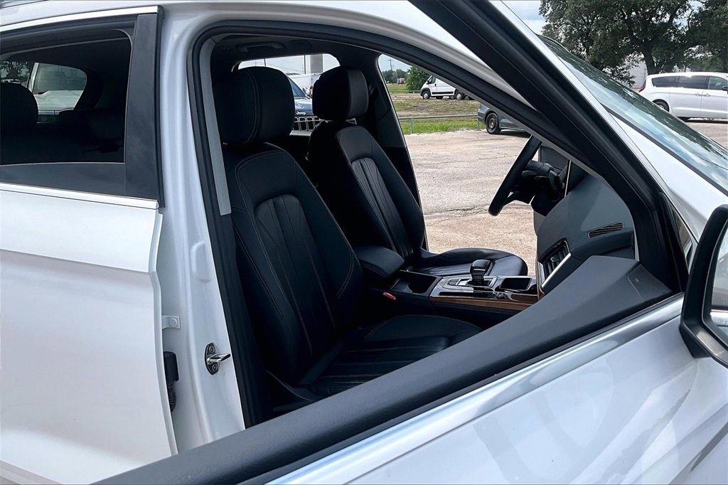Used 2023 Audi Q5 2.0T Premium Plus image 28