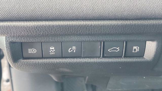 Used 2026 Toyota Camry LE FWD image 10