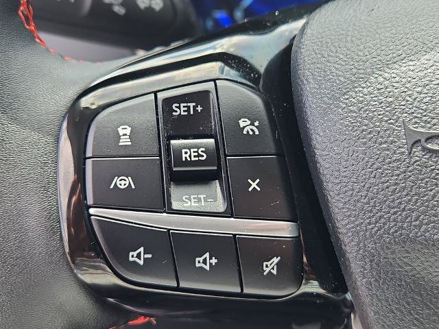 Certified 2022 Ford Escape SEL w/ SEL Stealth AWD Package image 23