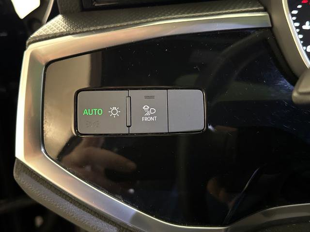 Used 2022 Audi Q3 2.0T Premium Plus w/ Premium Plus Package image 19