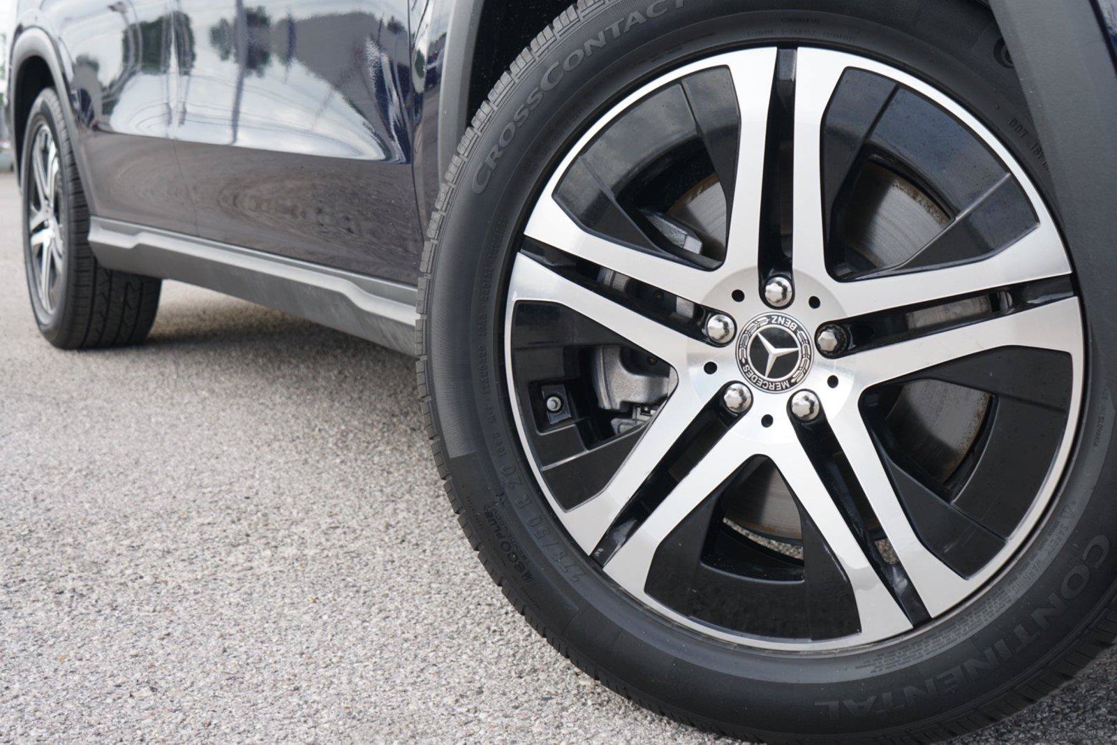 Used 2020 Mercedes-Benz GLS 450 4MATIC image 2