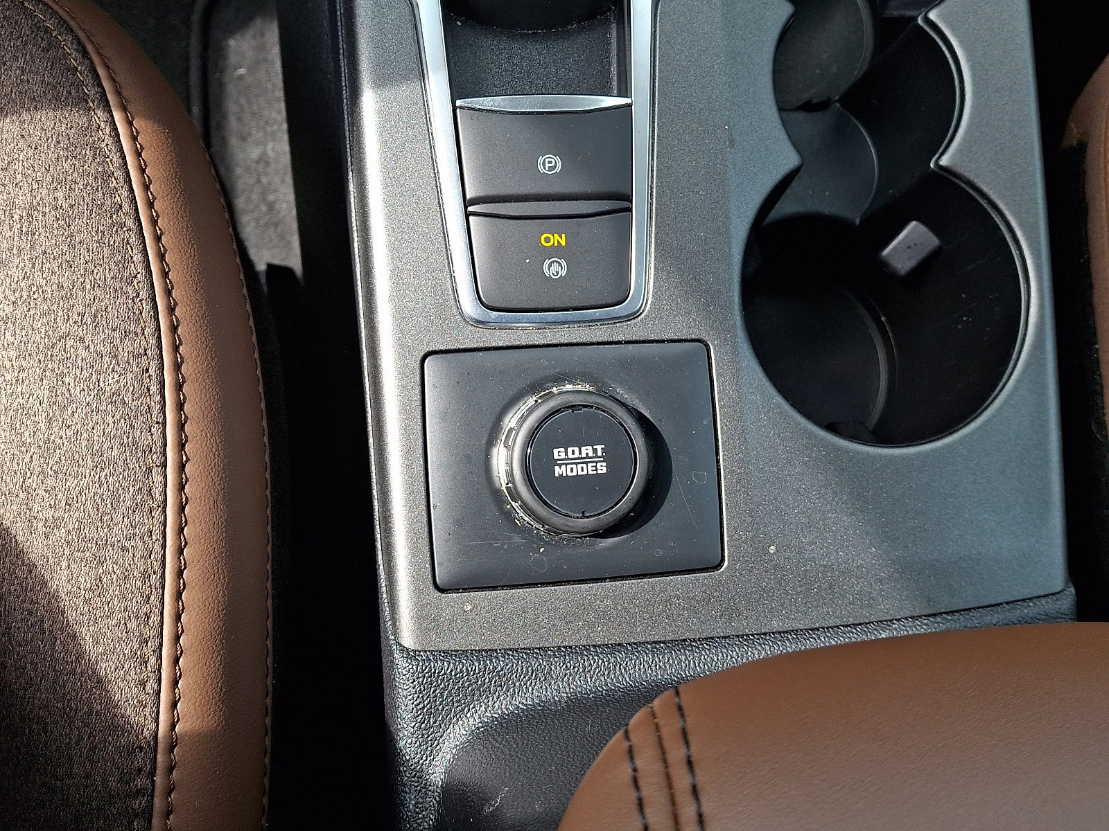 Certified 2025 Ford Bronco Sport Outer Banks w/ Outer Banks Tech Package+ AWD/4WD image 24