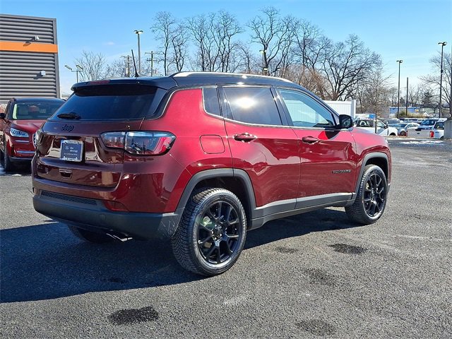 Used 2022 Jeep Compass Altitude image 4