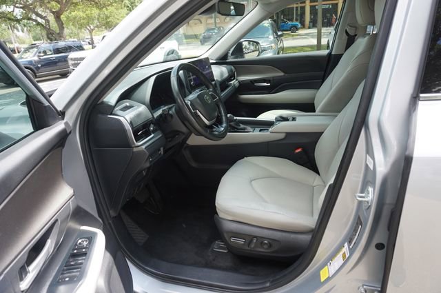 Used 2024 Toyota Grand Highlander FWD image 22