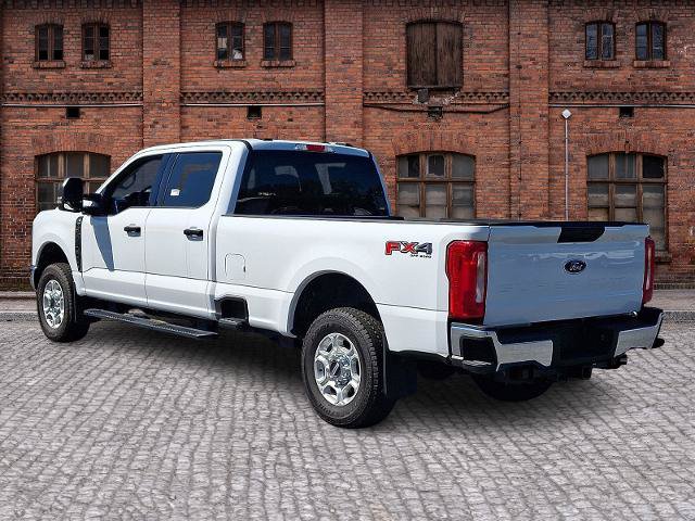 Certified 2026 Ford F250 XLT w/ FX4 Off-Road Package AWD/4WD image 6