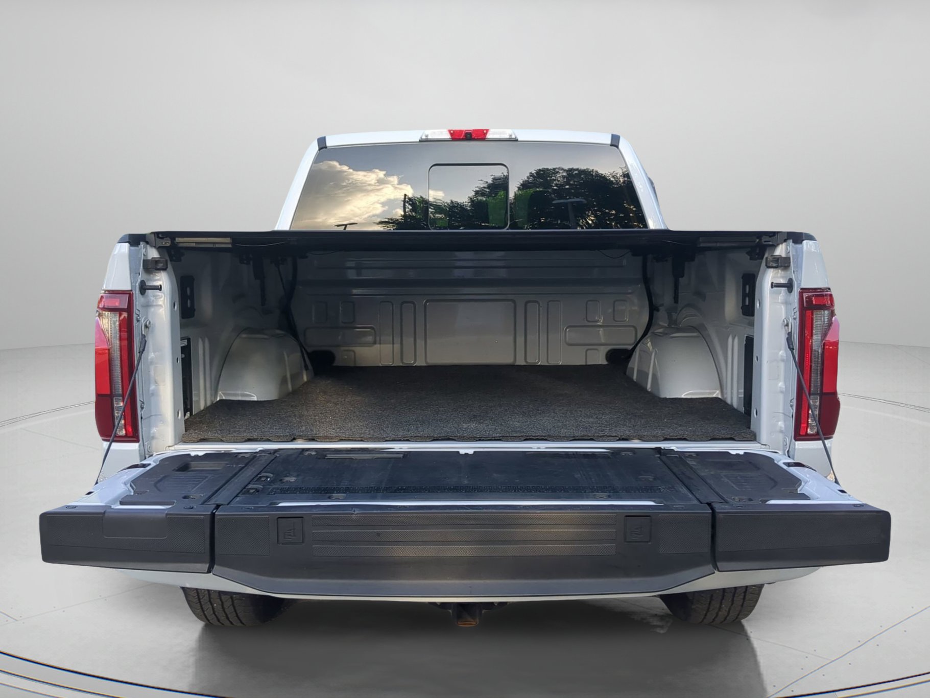 Certified 2025 Ford F150 Platinum AWD/4WD image 46
