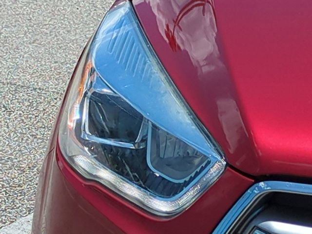 Certified 2017 Ford Escape Titanium FWD image 10