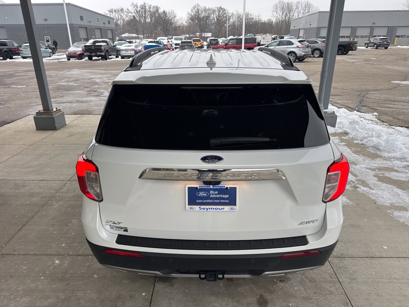 Certified 2023 Ford Explorer XLT w/ Equipment Group 202A image 7