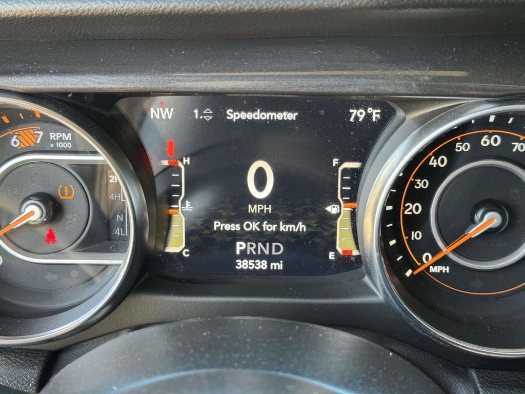 Used 2022 Jeep Wrangler Unlimited Sport AWD/4WD image 14