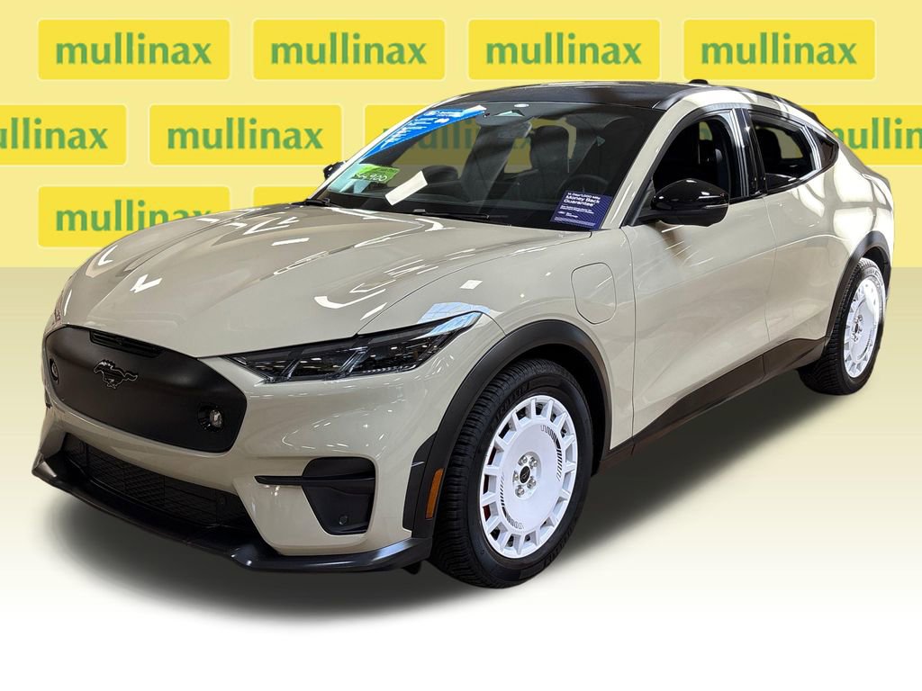 Certified 2025 Ford Mustang Mach-E GT image 10