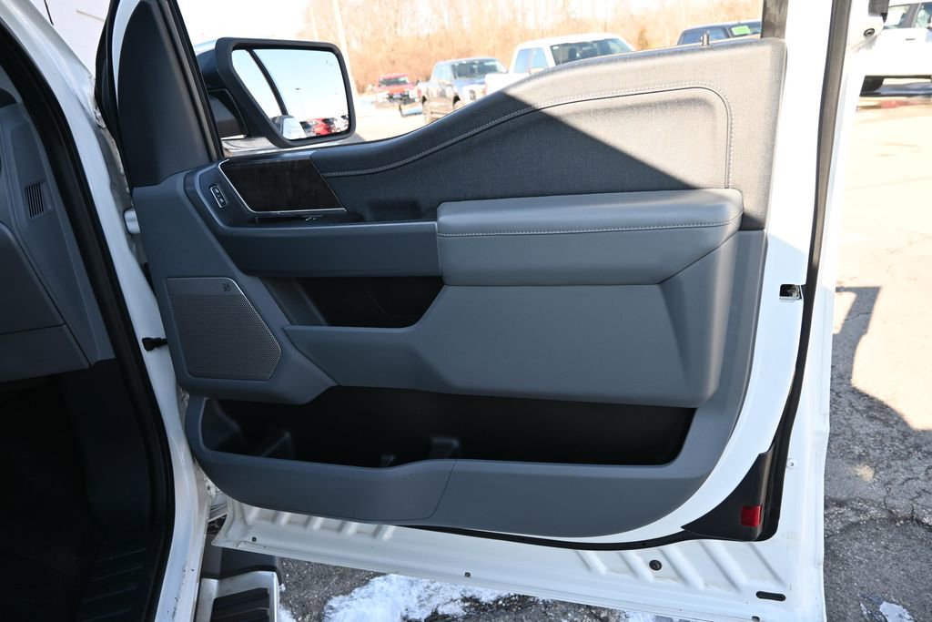 Certified 2021 Ford F150 Lariat w/ Equipment Group 502A High image 25