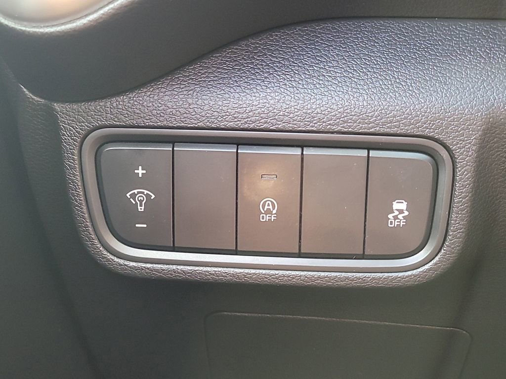 Used 2022 Kia Soul LX image 23