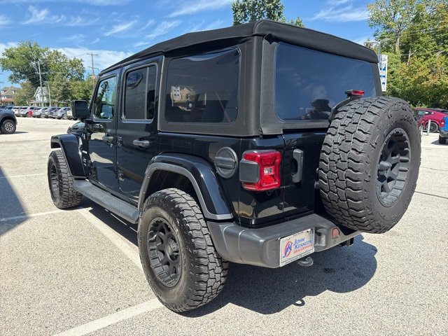 Used 2021 Jeep Wrangler Unlimited Sahara image 5