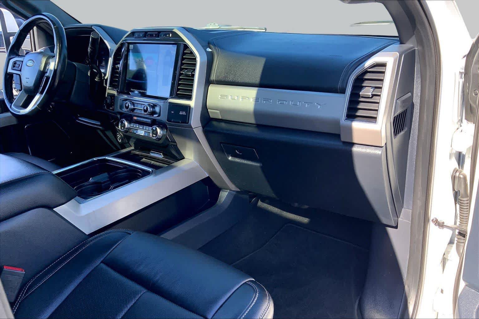 Certified 2022 Ford F250 Lariat w/ Lariat Ultimate Package AWD/4WD image 17