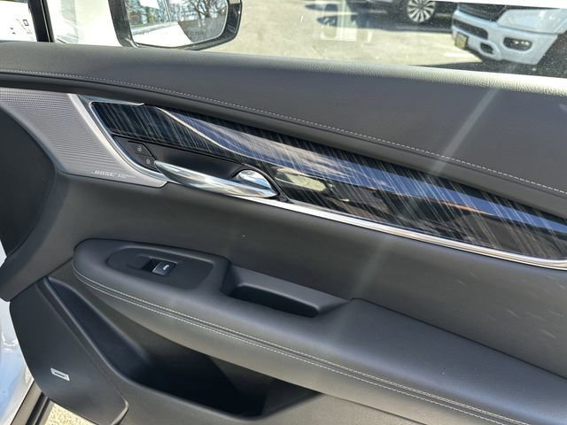 Used 2023 Cadillac XT6 Premium Luxury w/ Technology Package image 37