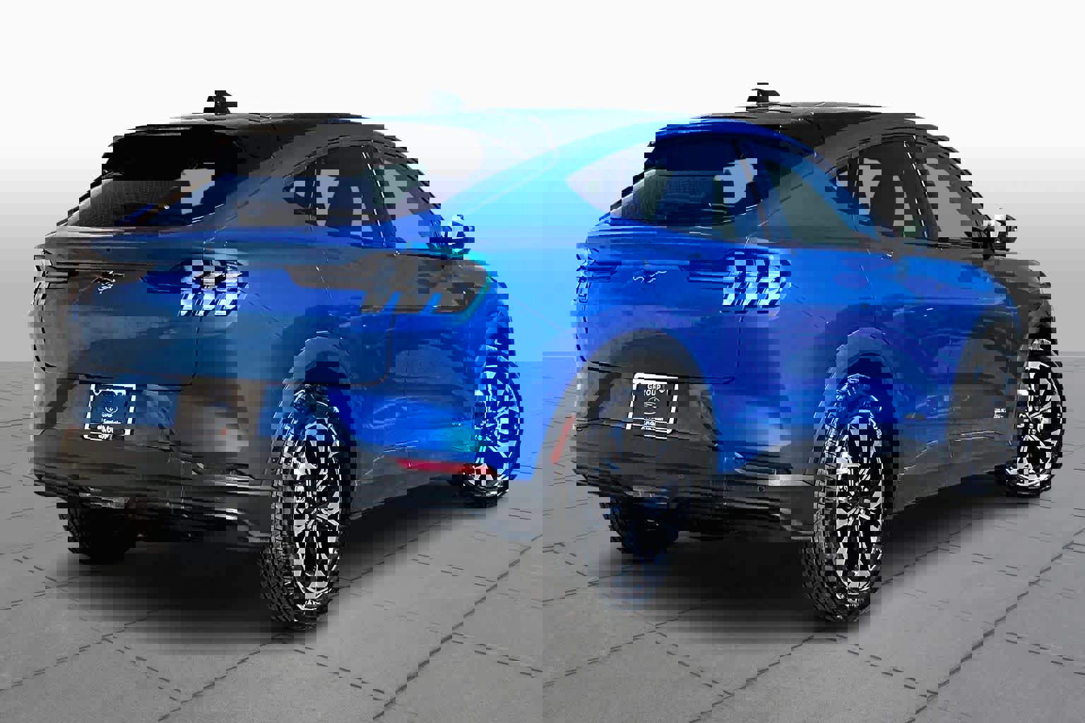 Certified 2025 Ford Mustang Mach-E Select w/ Comfort Package Lite image 3