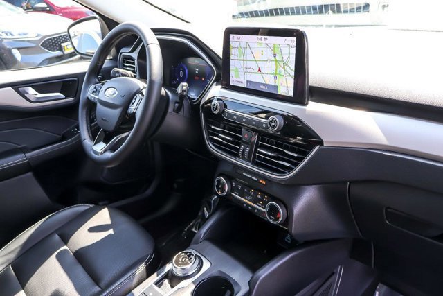 Certified 2022 Ford Escape SEL w/ Technology Package FWD image 34