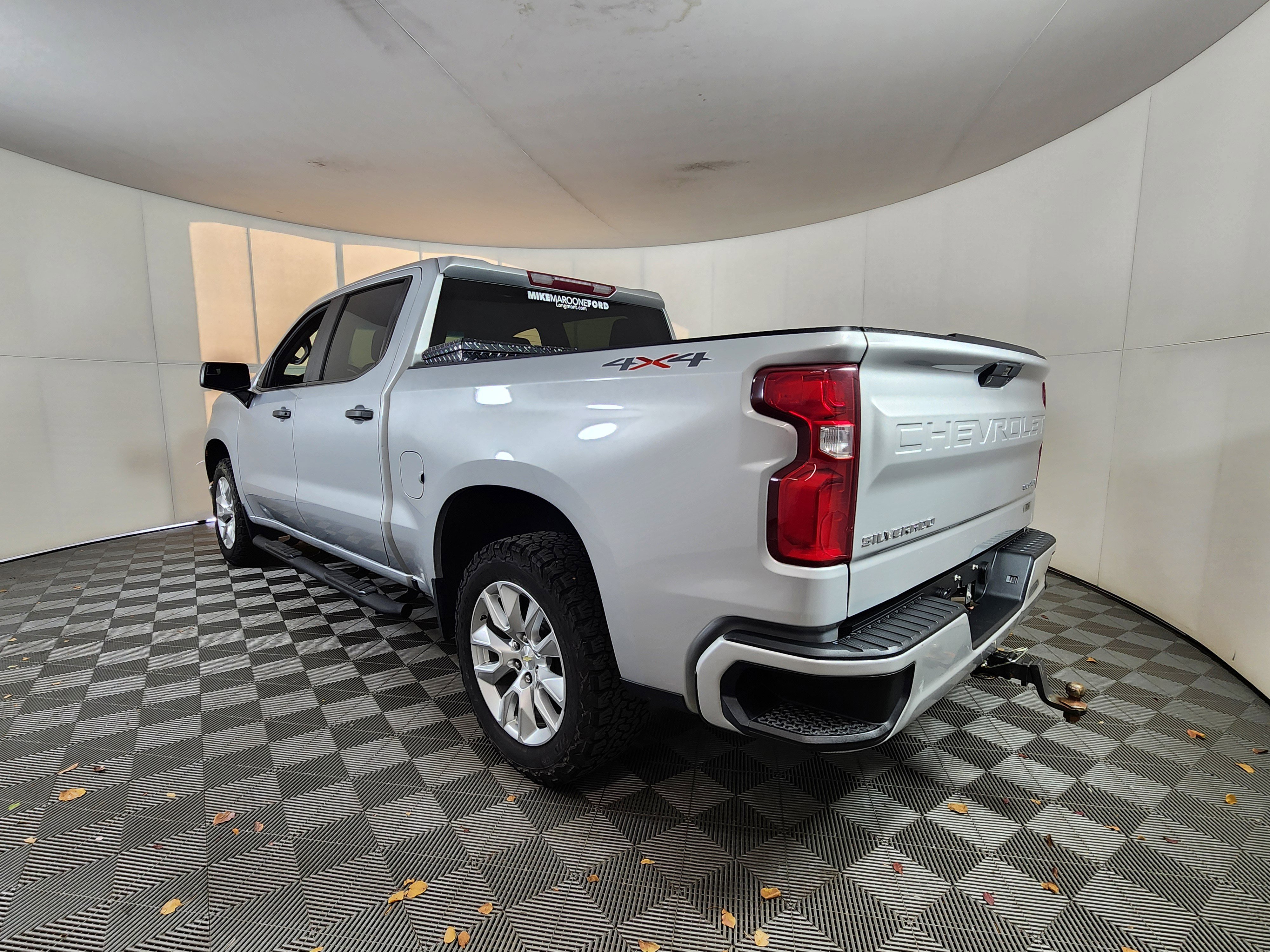 Used 2020 Chevrolet Silverado 1500 Custom w/ Custom Value Package image 5