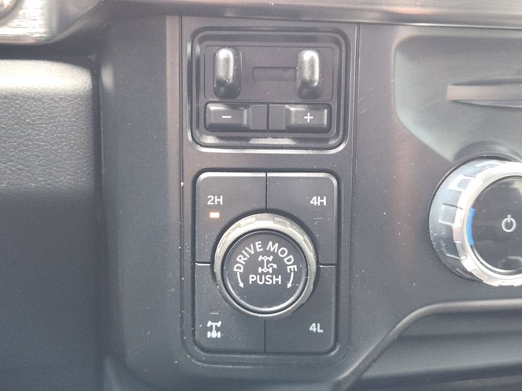 Certified 2024 Ford F250 Lariat w/ Lariat Ultimate Package AWD/4WD image 20