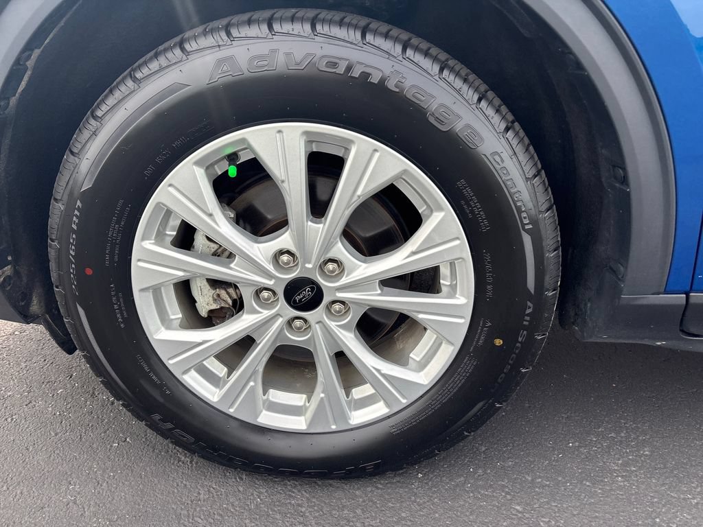 Certified 2023 Ford Escape Active AWD/4WD image 32