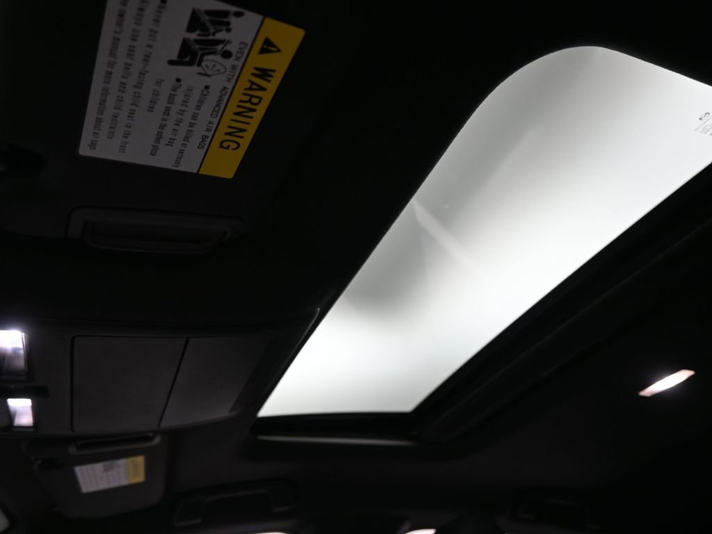 Used 2023 MAZDA MAZDA3 s image 43