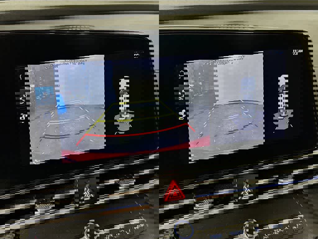 Used 2022 Hyundai Elantra Limited image 27