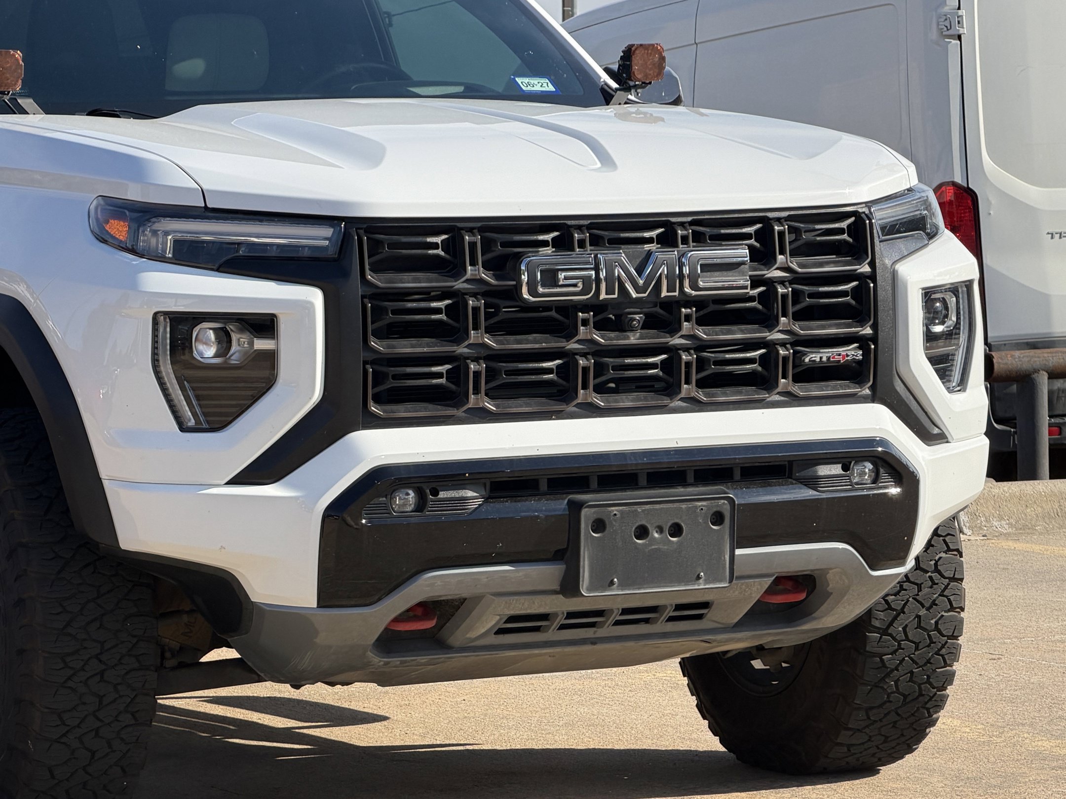 Used 2023 GMC Canyon AT4X AWD/4WD image 9