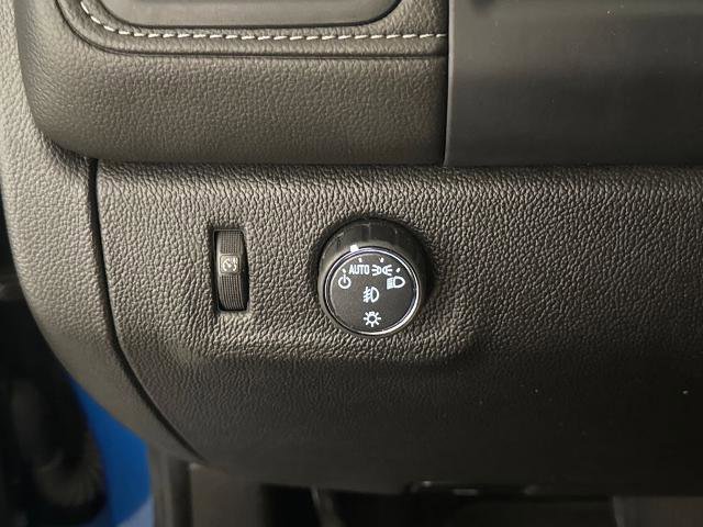 Used 2022 GMC Canyon Elevation w/ Elevation Premium Package image 18