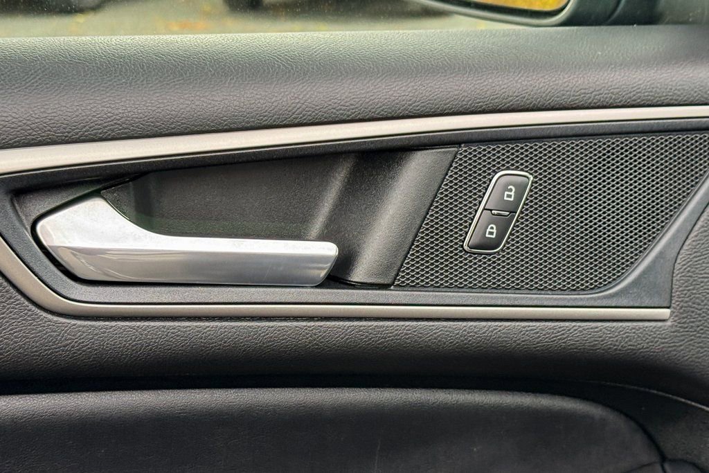 Certified 2022 Ford Edge SEL w/ Convenience Package image 26