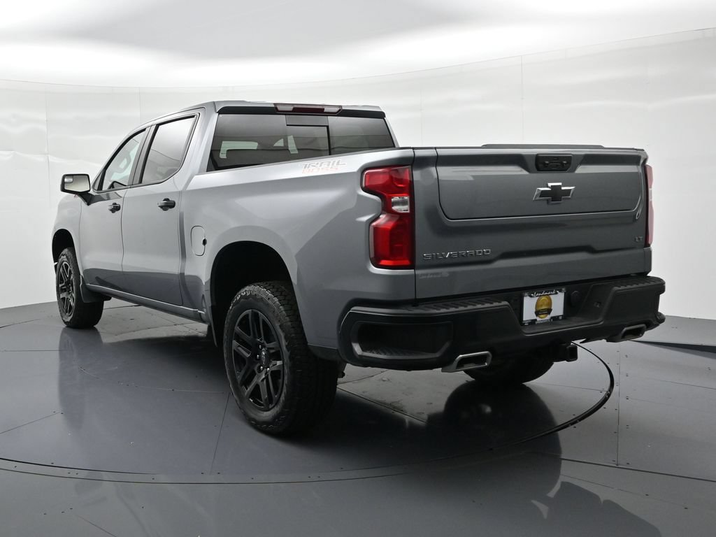 Used 2024 Chevrolet Silverado 1500 LT Trail Boss w/ Convenience Package II AWD/4WD image 8