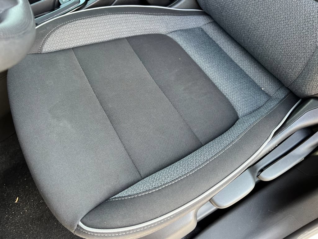 Used 2025 Chevrolet TrailBlazer LT AWD/4WD image 11