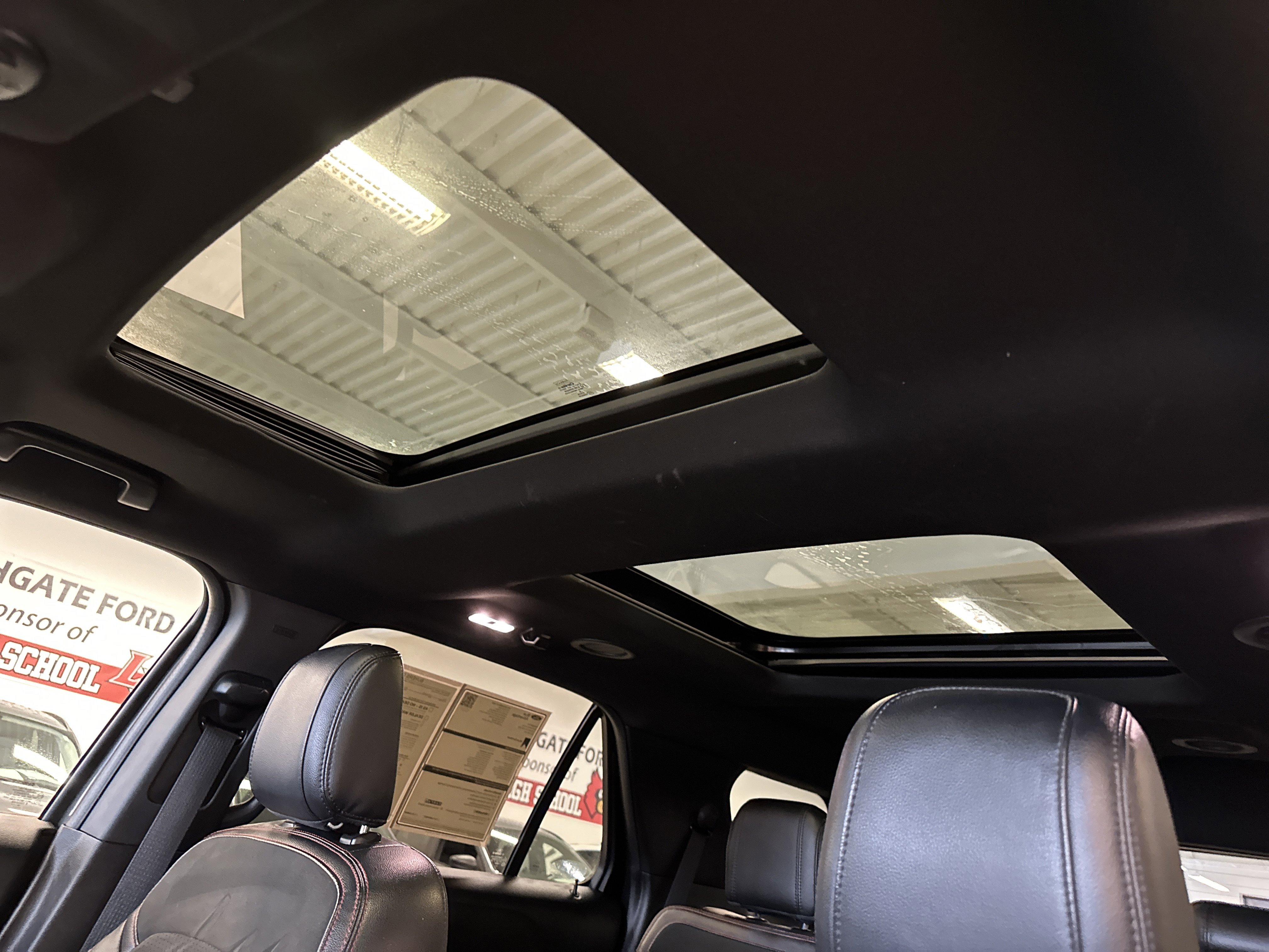 Certified 2019 Ford Explorer XLT w/ Equipment Group 202A image 4