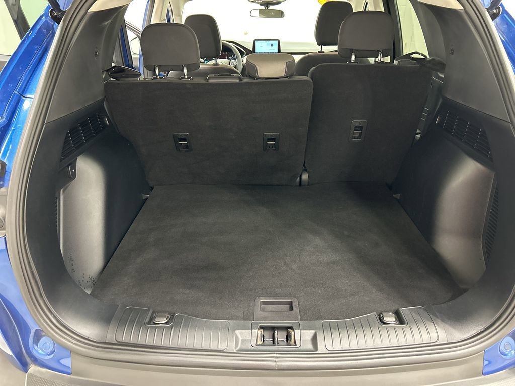 Certified 2022 Ford Escape SE w/ Cold Weather Package image 21