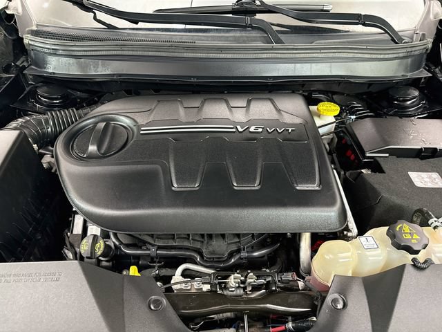 Used 2022 Jeep Cherokee Trailhawk w/ Sun, Sound & Nav Group AWD/4WD image 31