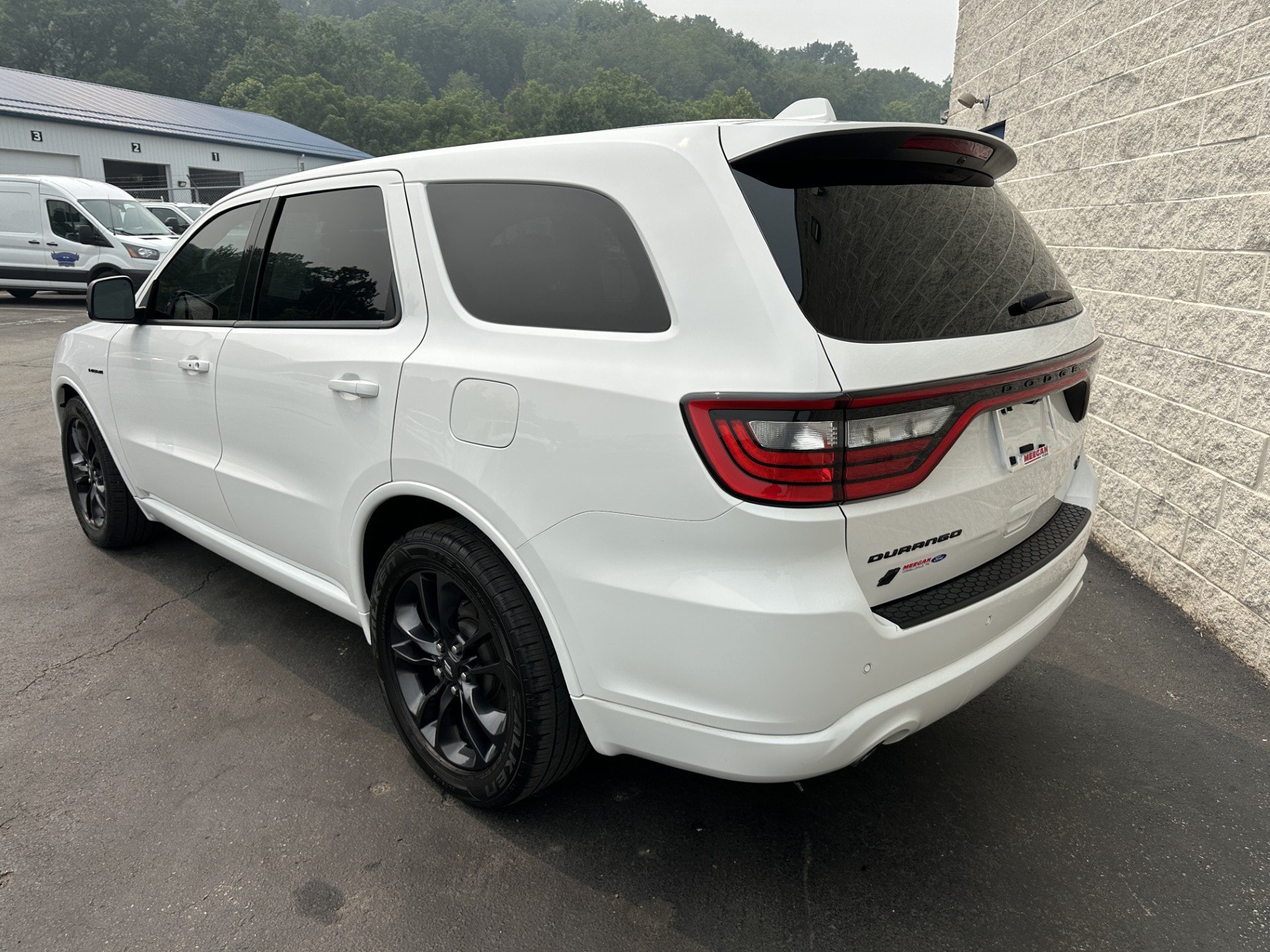 Used 2021 Dodge Durango R/T w/ Blacktop Package AWD/4WD image 5