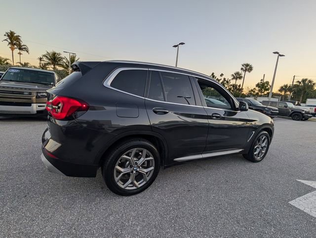 Used 2024 BMW X3 sDrive30i w/ Convenience Package RWD image 13