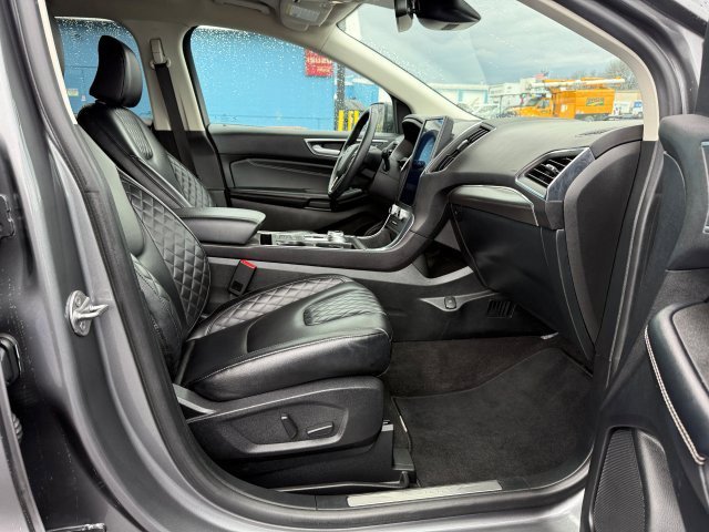 Certified 2024 Ford Edge Titanium AWD/4WD image 26