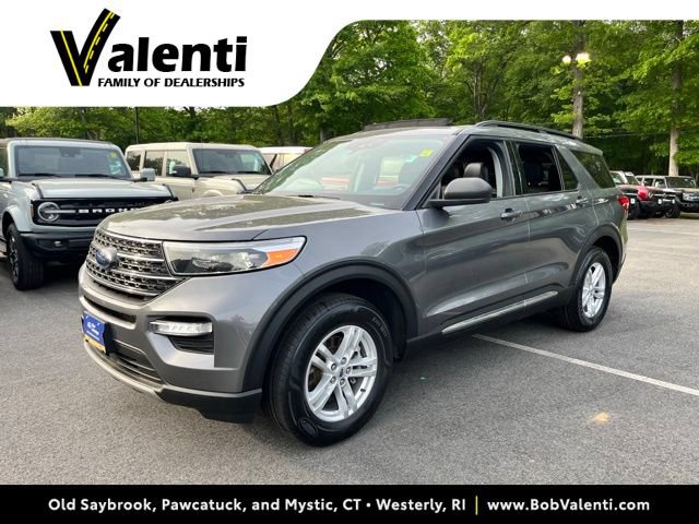 Certified 2022 Ford Explorer XLT w/ Equipment Group 202A