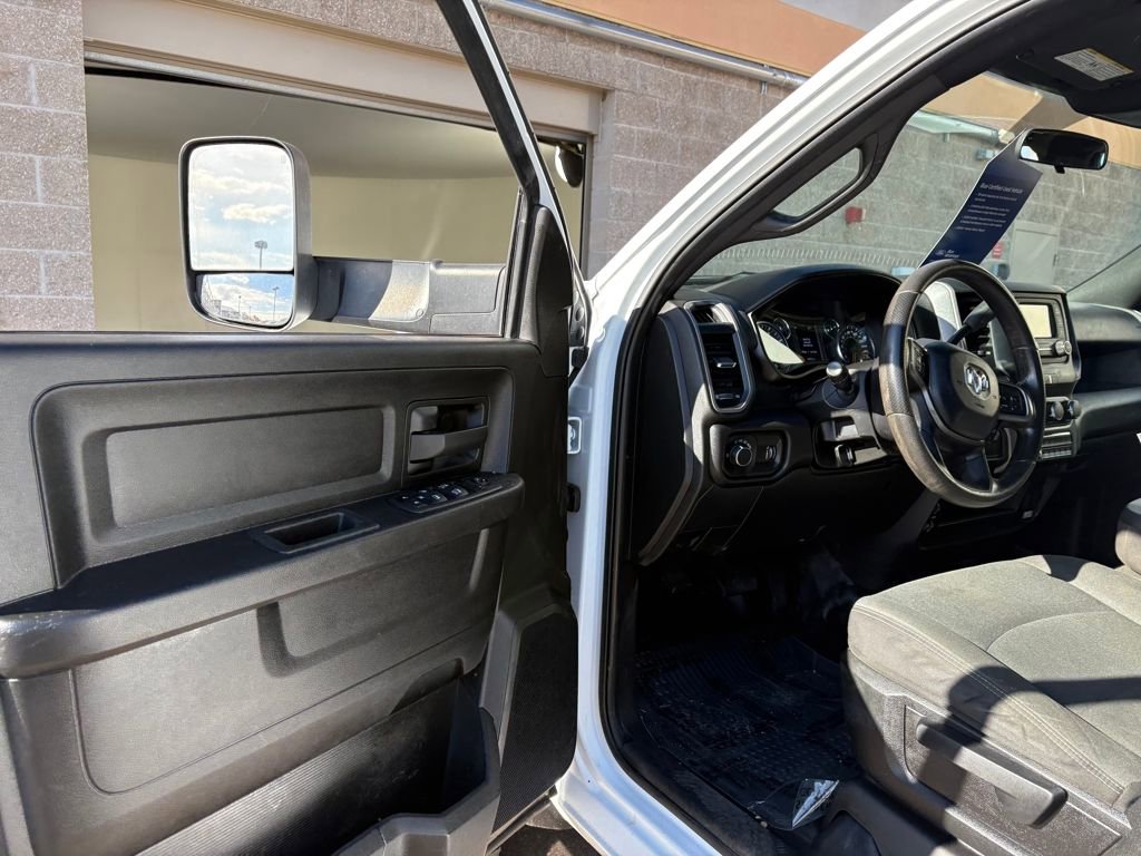 Used 2022 RAM 5500 Tradesman w/ Chrome Appearance Group image 12