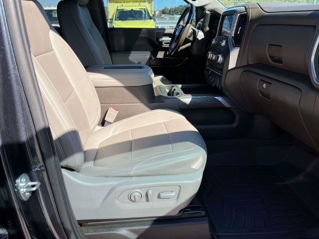 Used 2021 GMC Sierra 1500 SLT w/ SLT Premium Plus Package AWD/4WD image 23