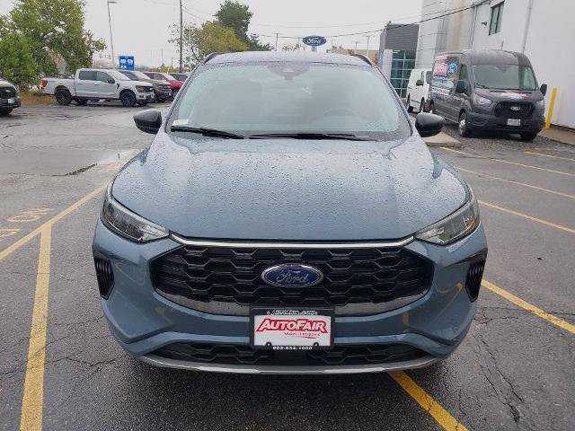 Certified 2024 Ford Escape ST-Line AWD/4WD image 3