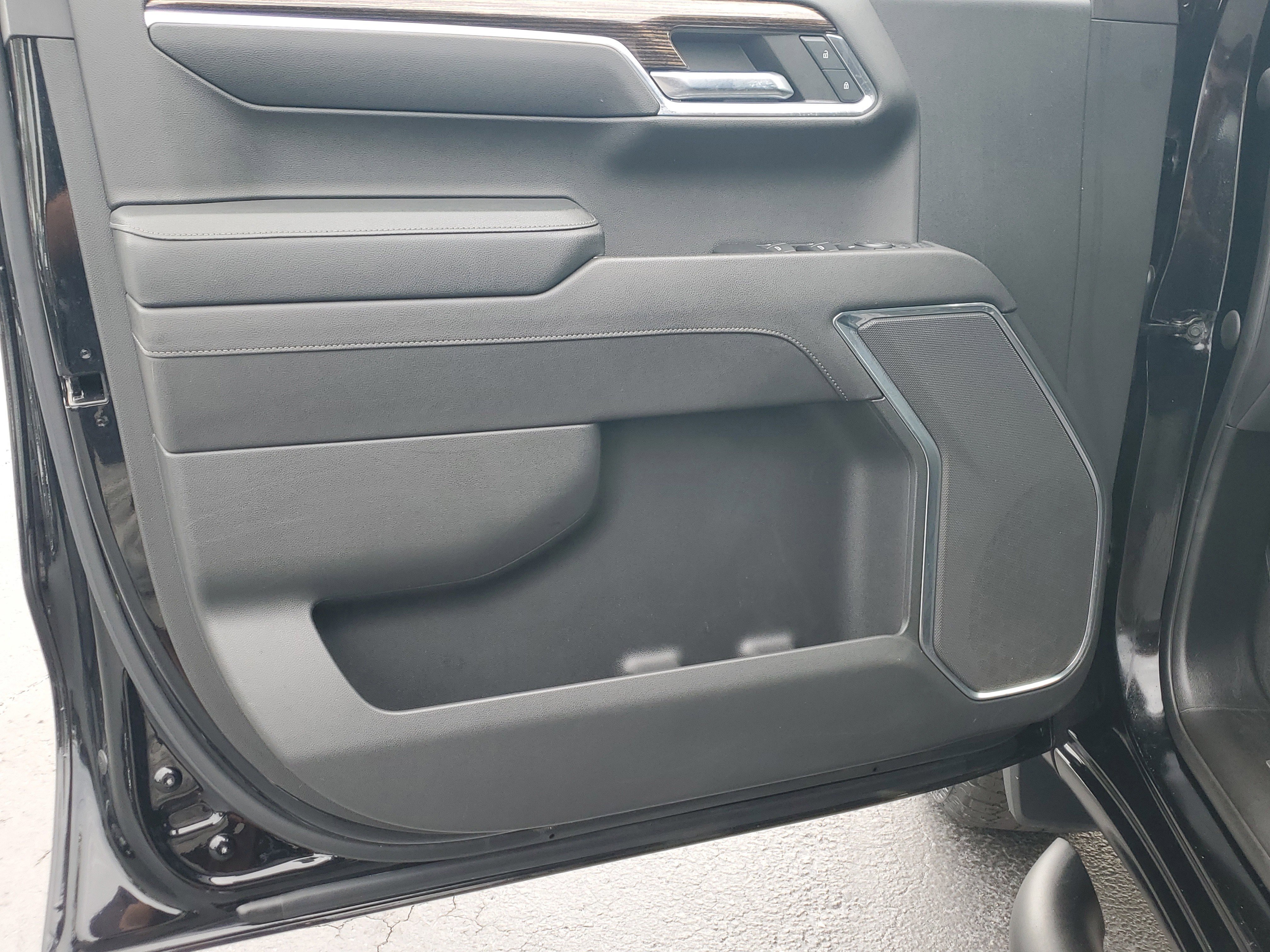 Used 2023 GMC Sierra 1500 Elevation image 19