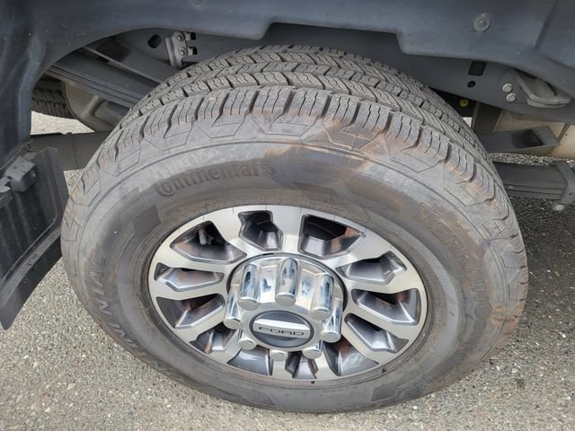 Certified 2022 Ford F350 Lariat RWD image 23