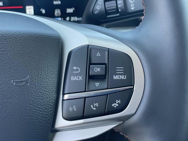 Certified 2025 Ford Explorer Active w/ Active Comfort Package RWD image 10
