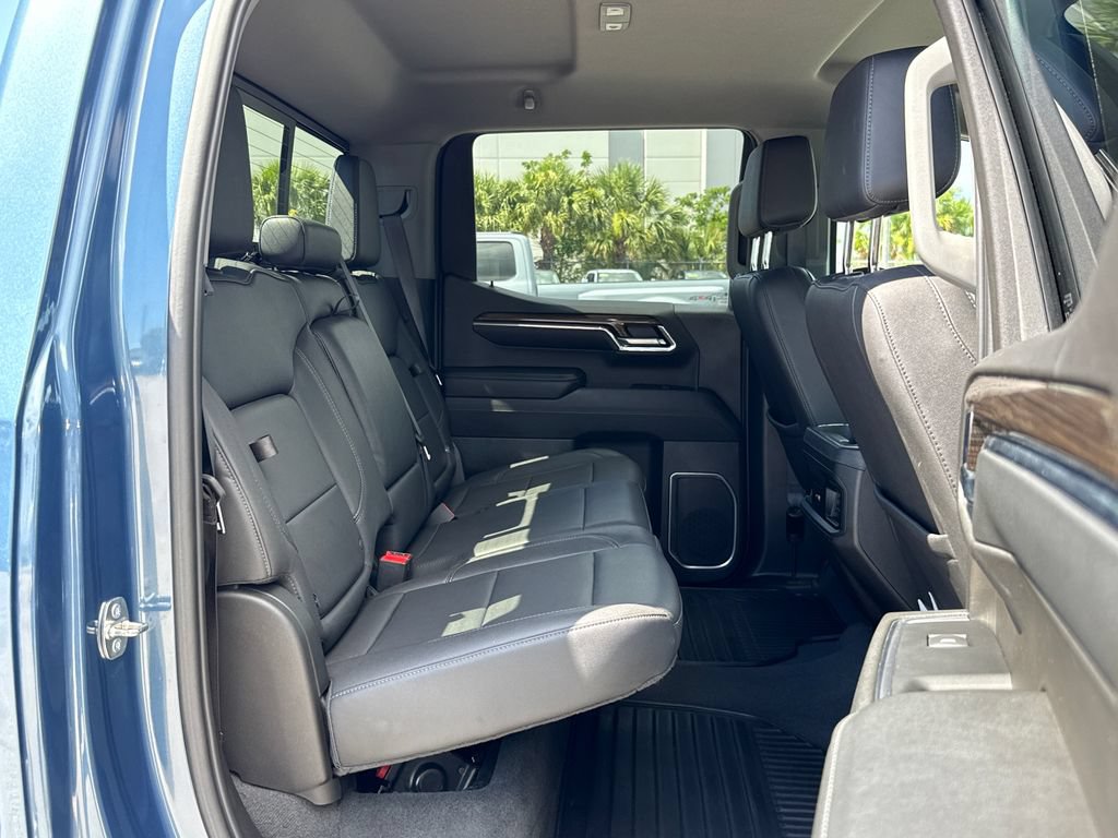 Used 2024 Chevrolet Silverado 1500 RST w/ Convenience Package II RWD image 27