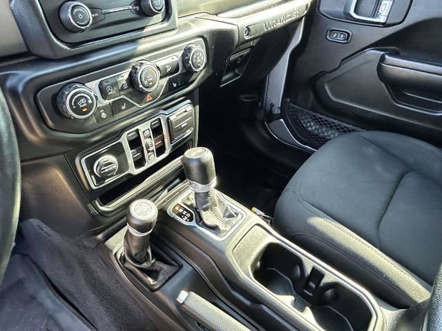 Used 2020 Jeep Wrangler Unlimited Sport AWD/4WD image 16