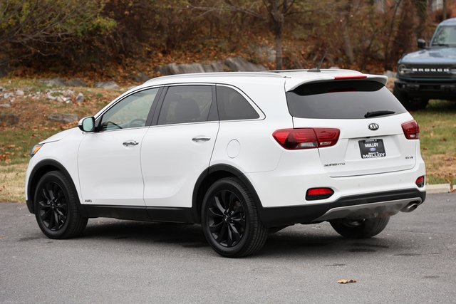 Used 2020 Kia Sorento EX image 2