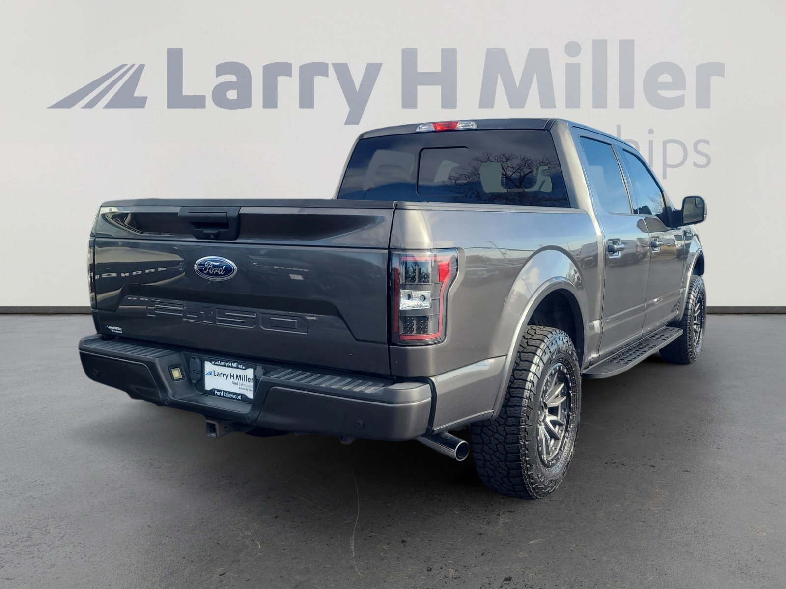 Certified 2019 Ford F150 XLT w/ Equipment Group 302A Luxury image 5