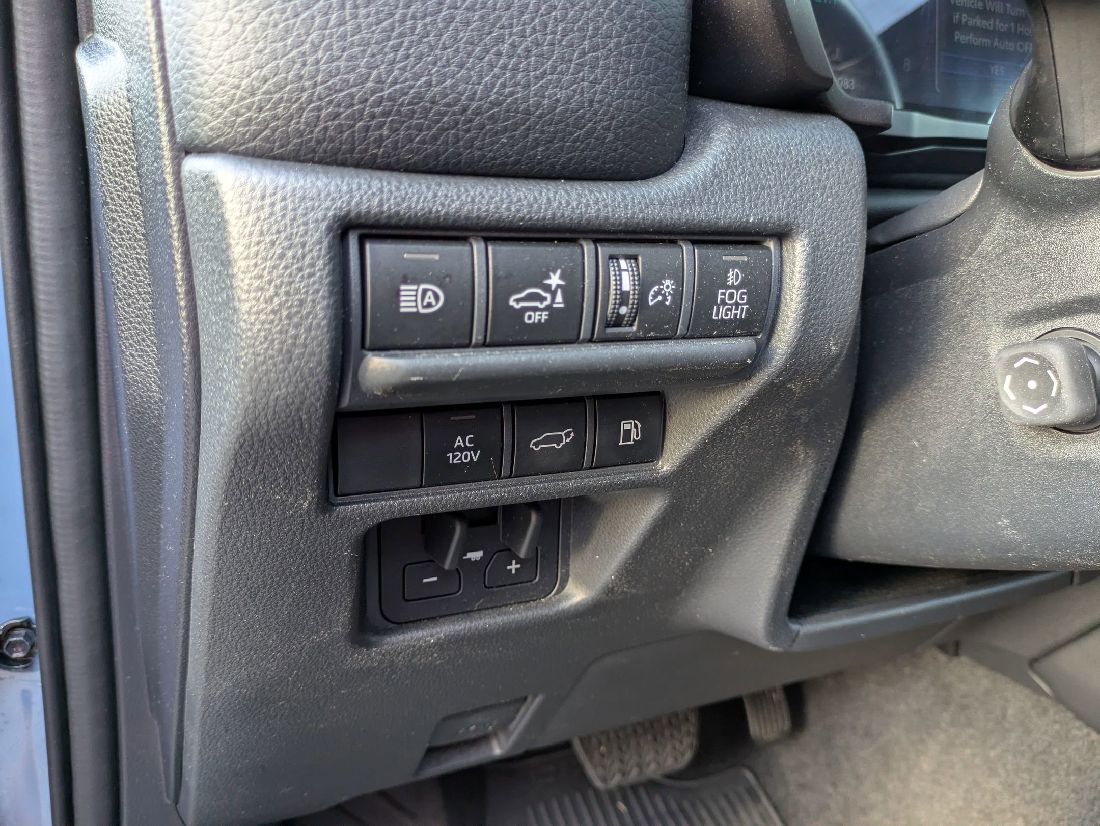 Used 2024 Toyota Land Cruiser w/ Premium Package image 17