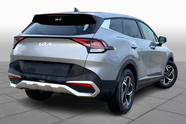Used 2023 Kia Sportage LX image 4